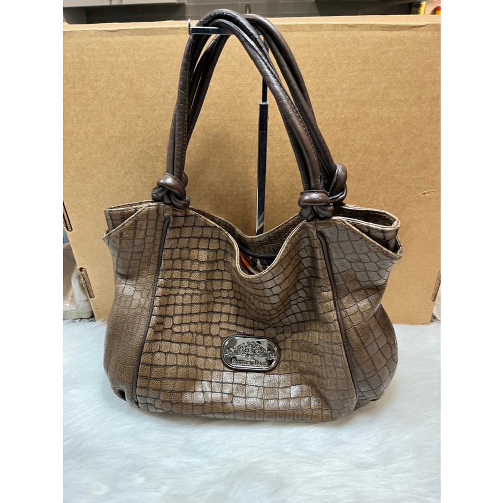 Boots N’ Bags Brown Leather Large Shoulder Handbag


PreOwned. Con